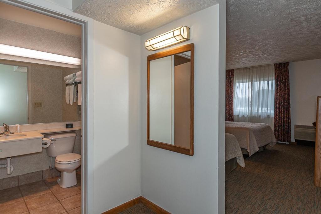 Americas Best Value Inn Ashtabula/Austinburg מראה חיצוני תמונה